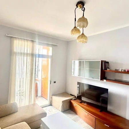 Nearcentre 4 *