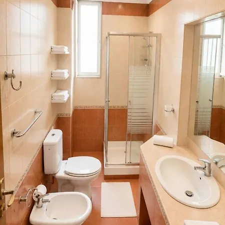 Appartement Nearcentre 4 *